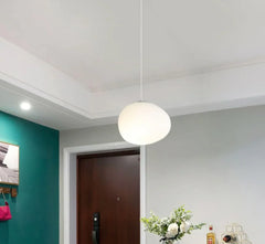 Lampadario a sfere bianche stile nordico per sala da pranzo