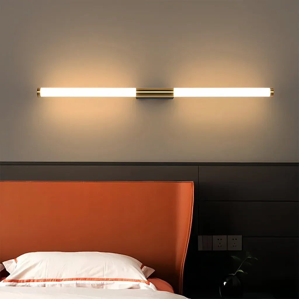 Applique minimal tubolare LED dimmerabile per camera da letto