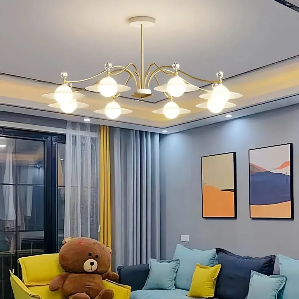 Lampadario moderno a bracci oro con sfere da soggiorno