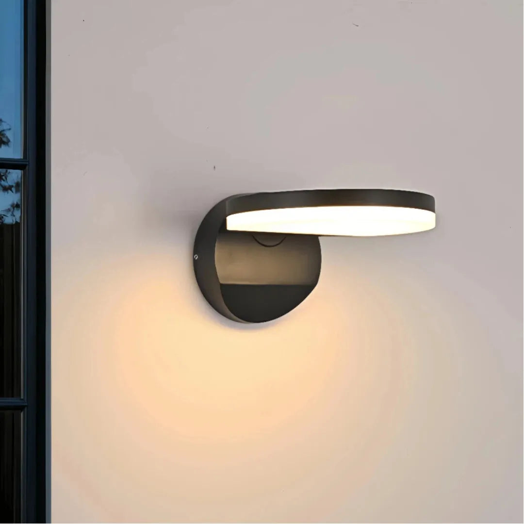 Applique da esterno a led con sensore orientabile design minimalista per ingresso