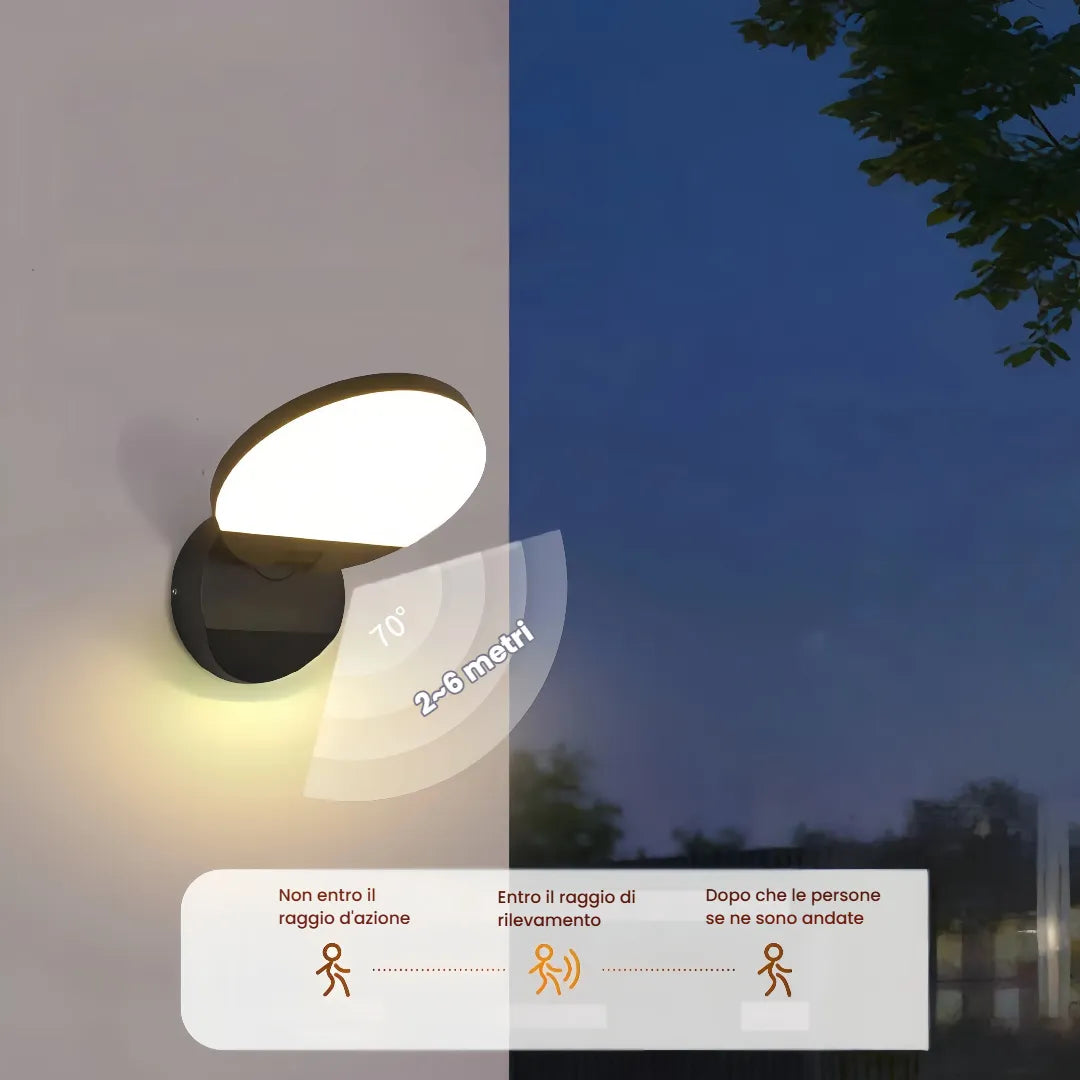 Applique da esterno a led con sensore orientabile design minimalista per ingresso