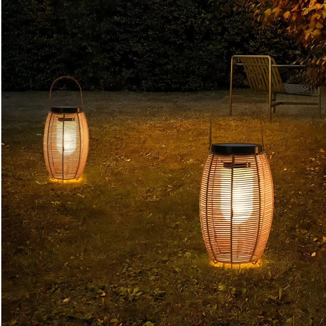 Lanterna da pavimento solare ovale in stile boho per giardino