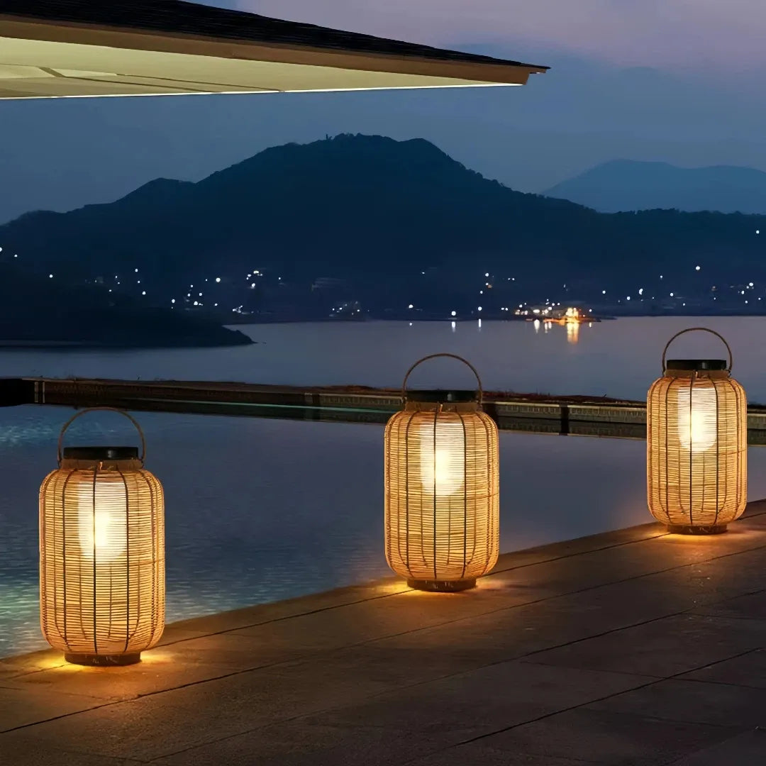 Lanterna solare da pavimento cilindrica in stile boho per balcone