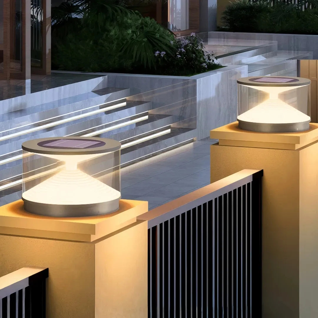 Lampada da pilastro da esterno a LED solare cilindrica con effetto luminoso stratificato per giardino