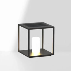 Lanterna da pavimento minimal LED solare con struttura aperta nera per terrazzo