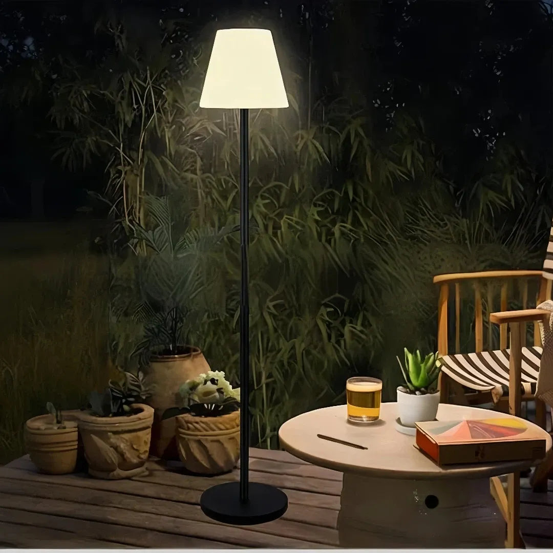 Lampada da terra per esterno ad altezza regolabile LED solare RGB telecomandato design minimal