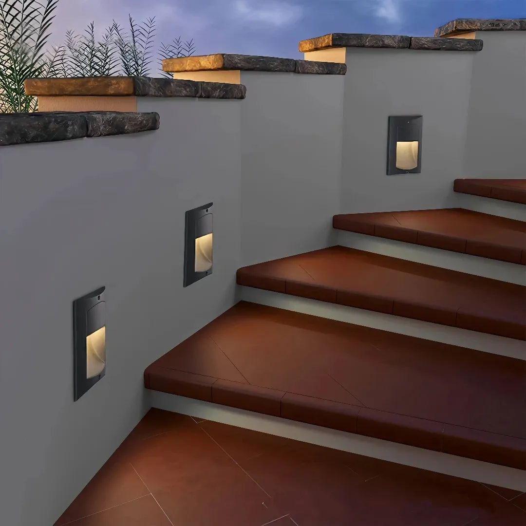 Segnapasso da incasso minimal LED rettangolare nero finitura opaca