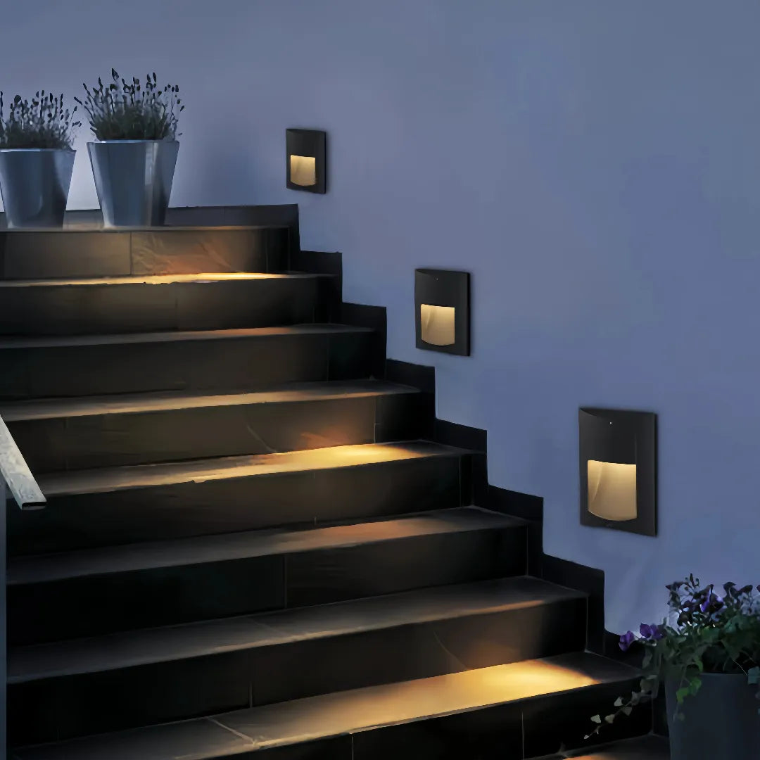 Segnapasso da incasso minimal LED rettangolare nero finitura opaca