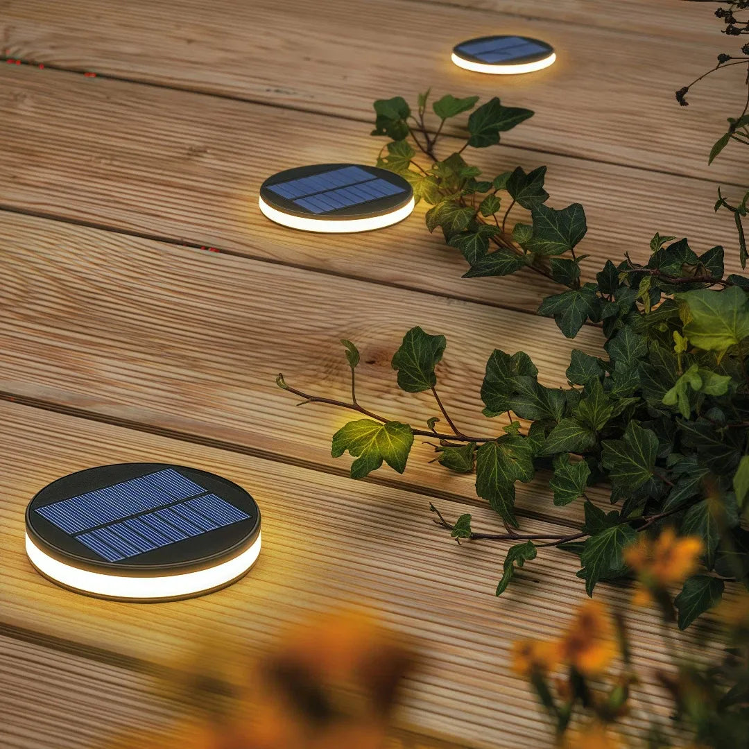 Segnapasso solare LED calpestabile a disco piatto nero con picchetto da terra per terrazzo