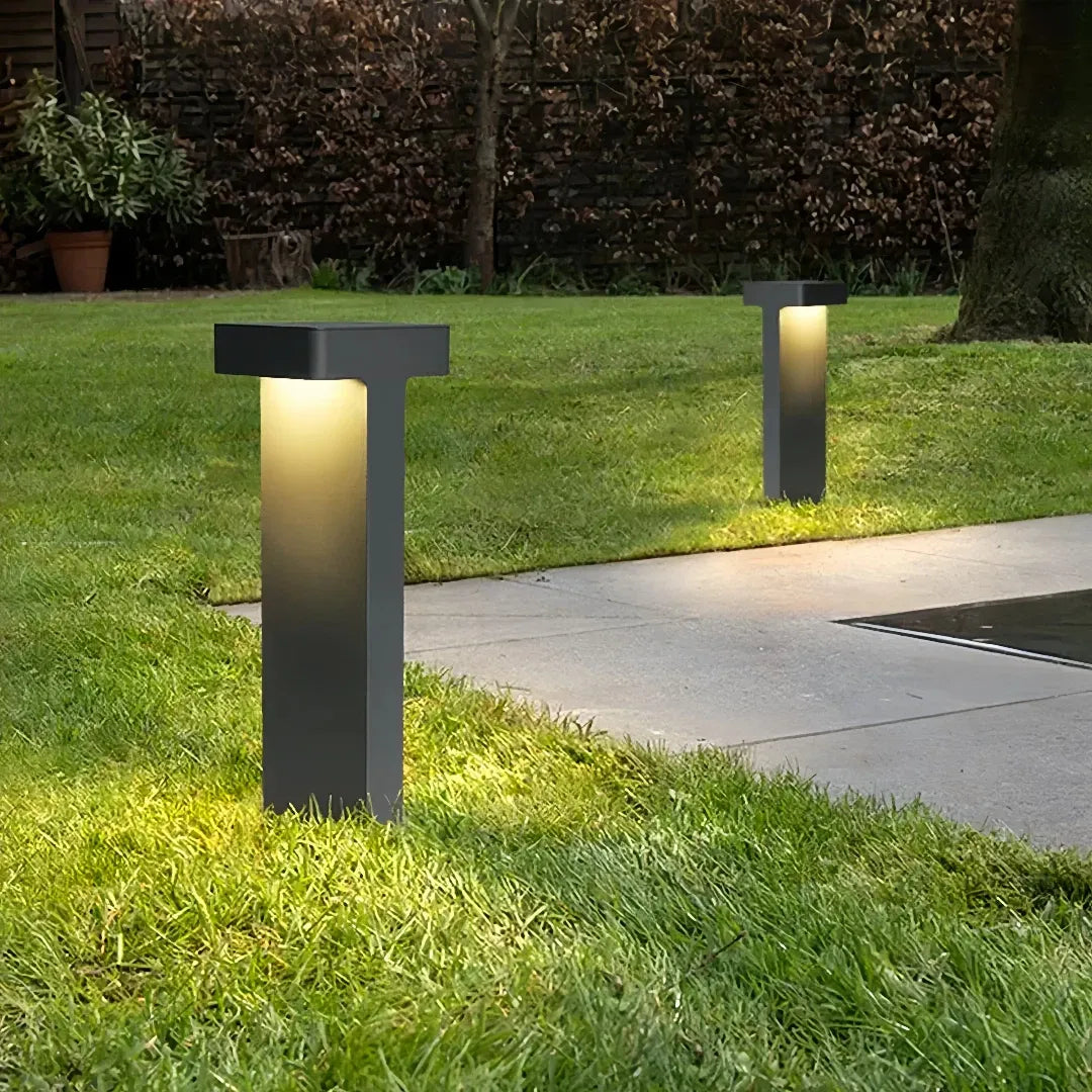 Paletto a LED da giardino minimalista in alluminio dal profilo verticale squadrato