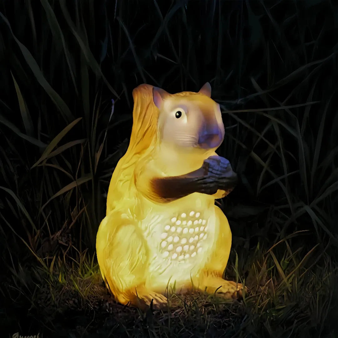Lampada decorativa LED a forma di scoiattolo per giardino IP65