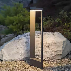 Lampione da giardino LED minimalista con cornice sottile nera