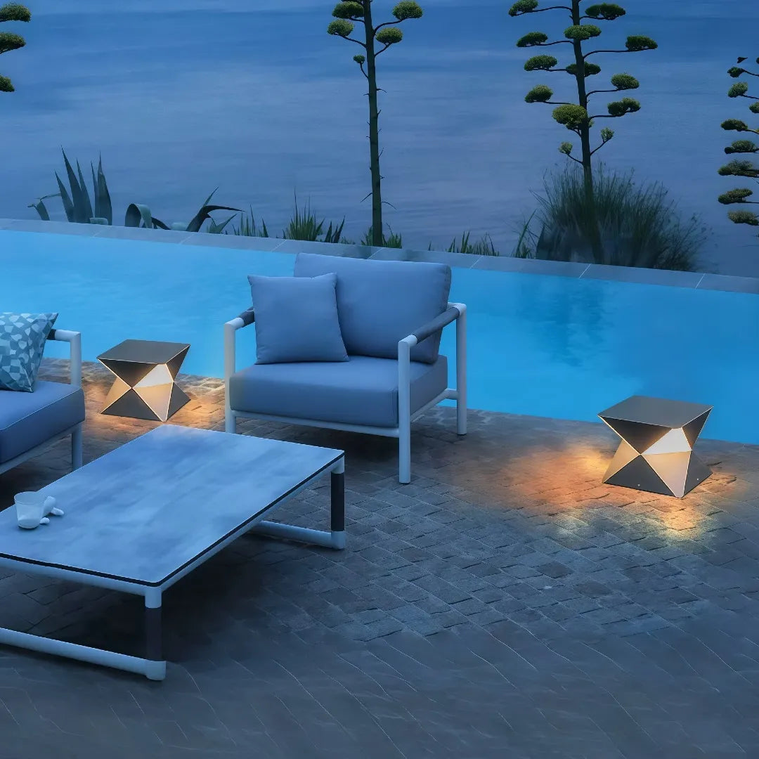 Lampada LED da esterno per terrazzo dal design moderno geometrico
