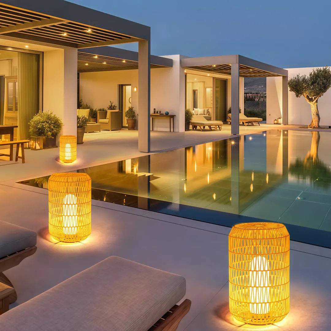 Lanterna da esterno solare LED in rattan naturale forma cilindrica per terrazzo