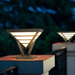 Lampada per pilastri cancello solare LED in metallo nero a cono stile moderno