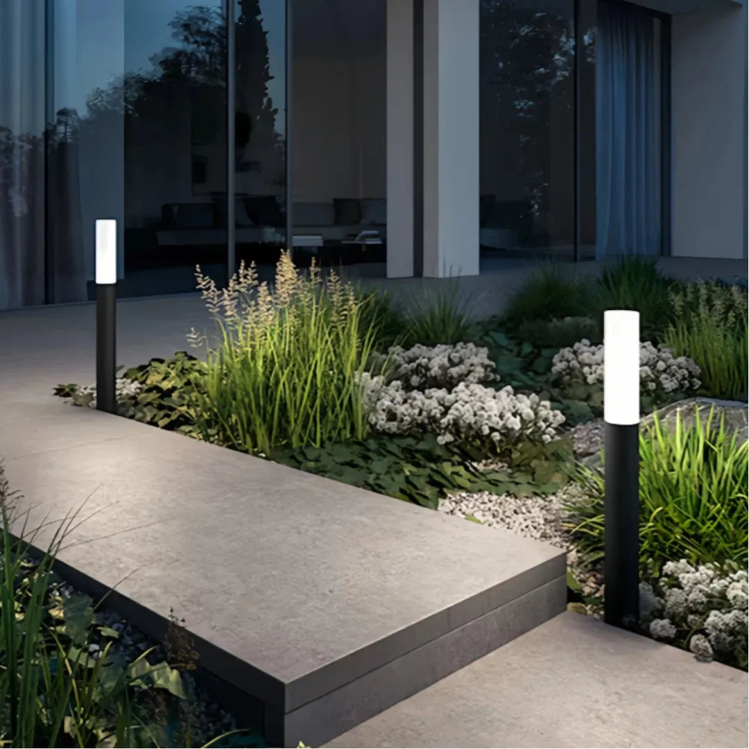 Paletto LED da giardino cilindrico nero con illuminazione diffusa a 360°