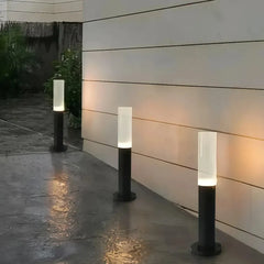 Paletto LED da giardino cilindrico nero con illuminazione diffusa a 360°