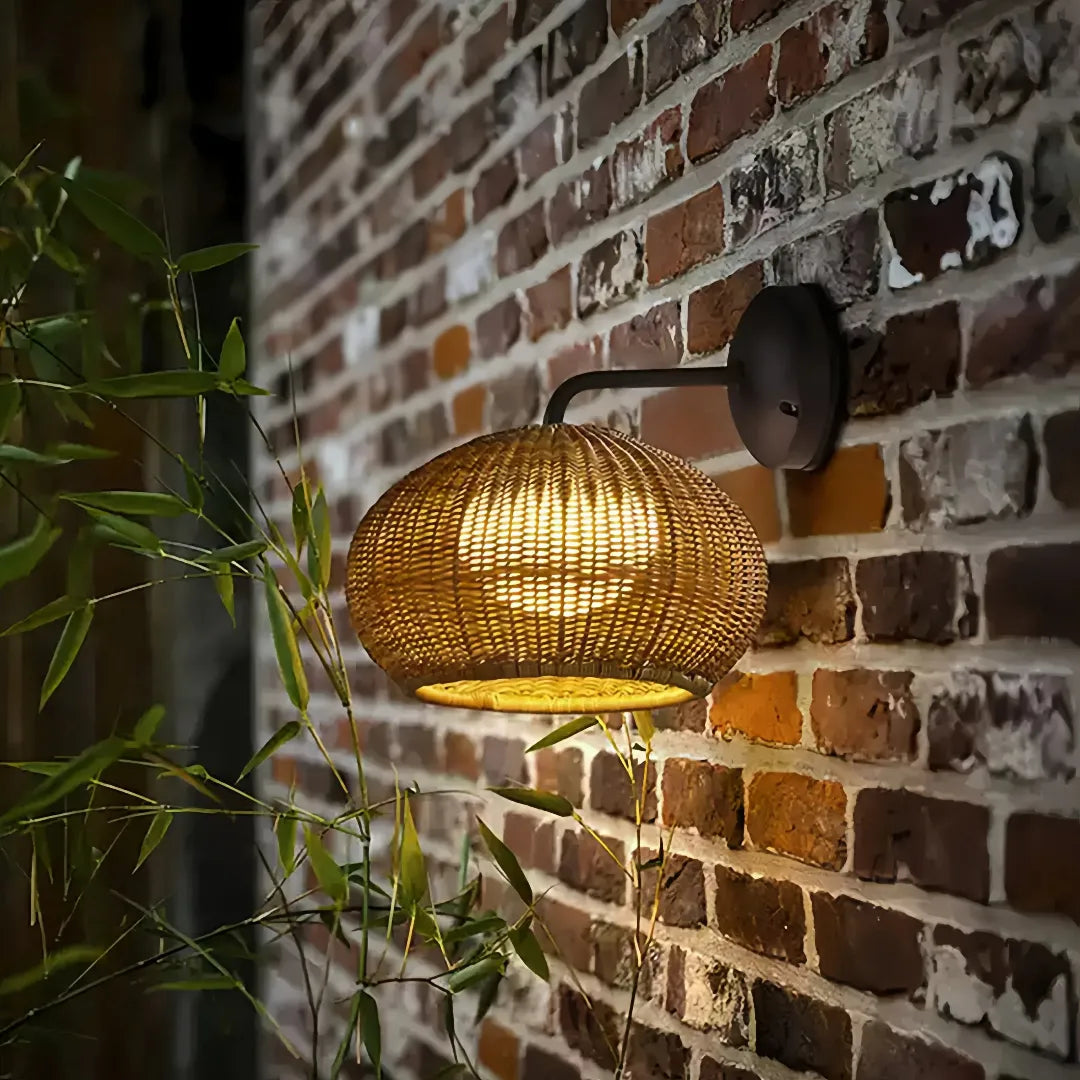 Applique da esterno lanterna a LED boho effetto rattan intrecciato per ingresso