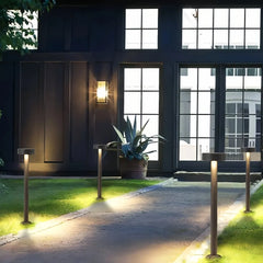 Paletto luminoso da giardino LED stile minimal nero con testa a disco