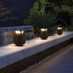 Paletto da giardino a LED dal design moderno con diffusore in vetro satinato