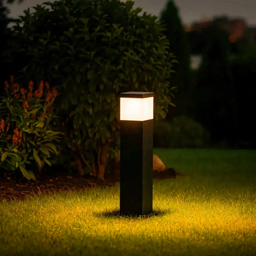 Paletto luminoso da giardino a colonna quadrata minimalista nero a LED altezza 60 cm