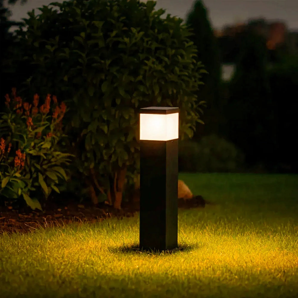 Paletto luminoso da giardino a colonna quadrata minimalista nero a LED altezza 60 cm