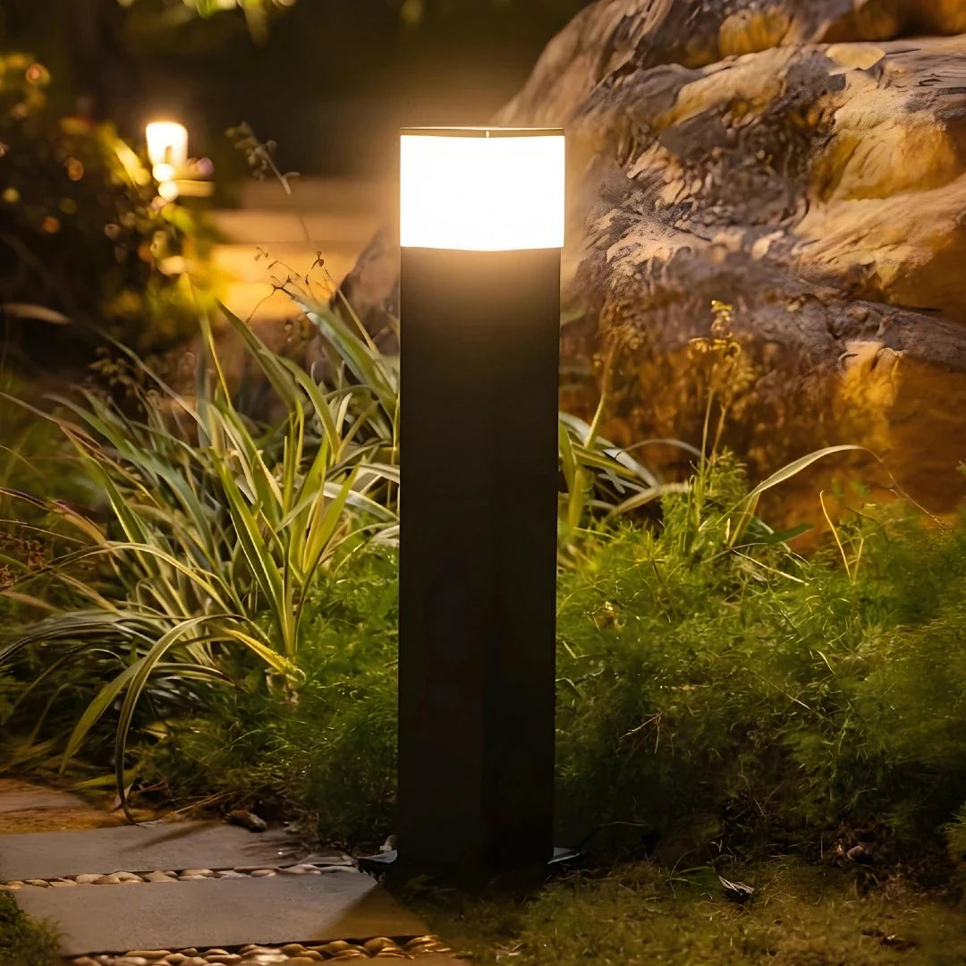 Paletto luminoso da giardino a colonna quadrata minimalista nero a LED altezza 60 cm