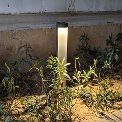 Paletto a LED da giardino nero dal design minimalista a colonna antiriflesso