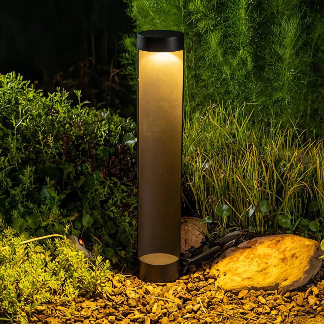 Paletto a LED da giardino nero dal design minimalista a colonna antiriflesso