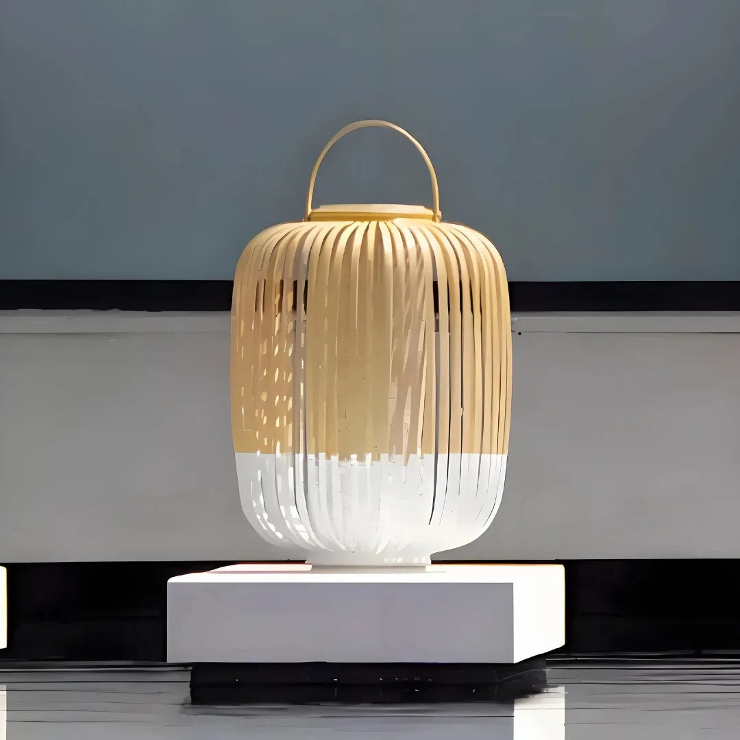 Lanterna da pavimento in bambù stile boho LED per terrazzo