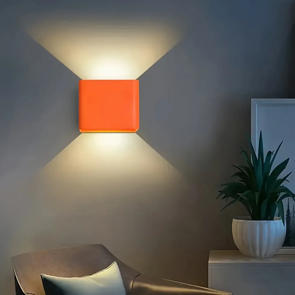 Applique da parete cubica minimalista a LED in metallo per soggiorno