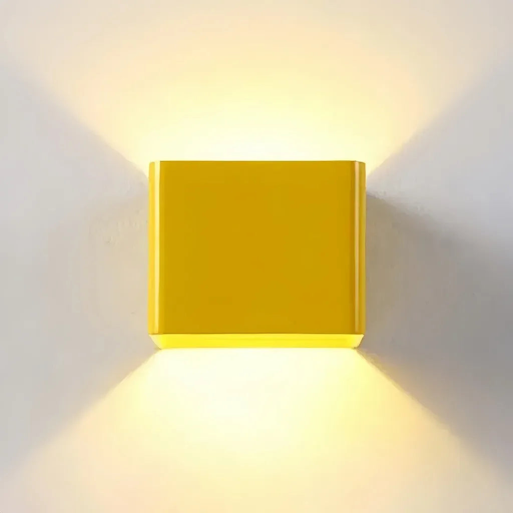 Applique da parete cubica minimalista a LED in metallo per soggiorno