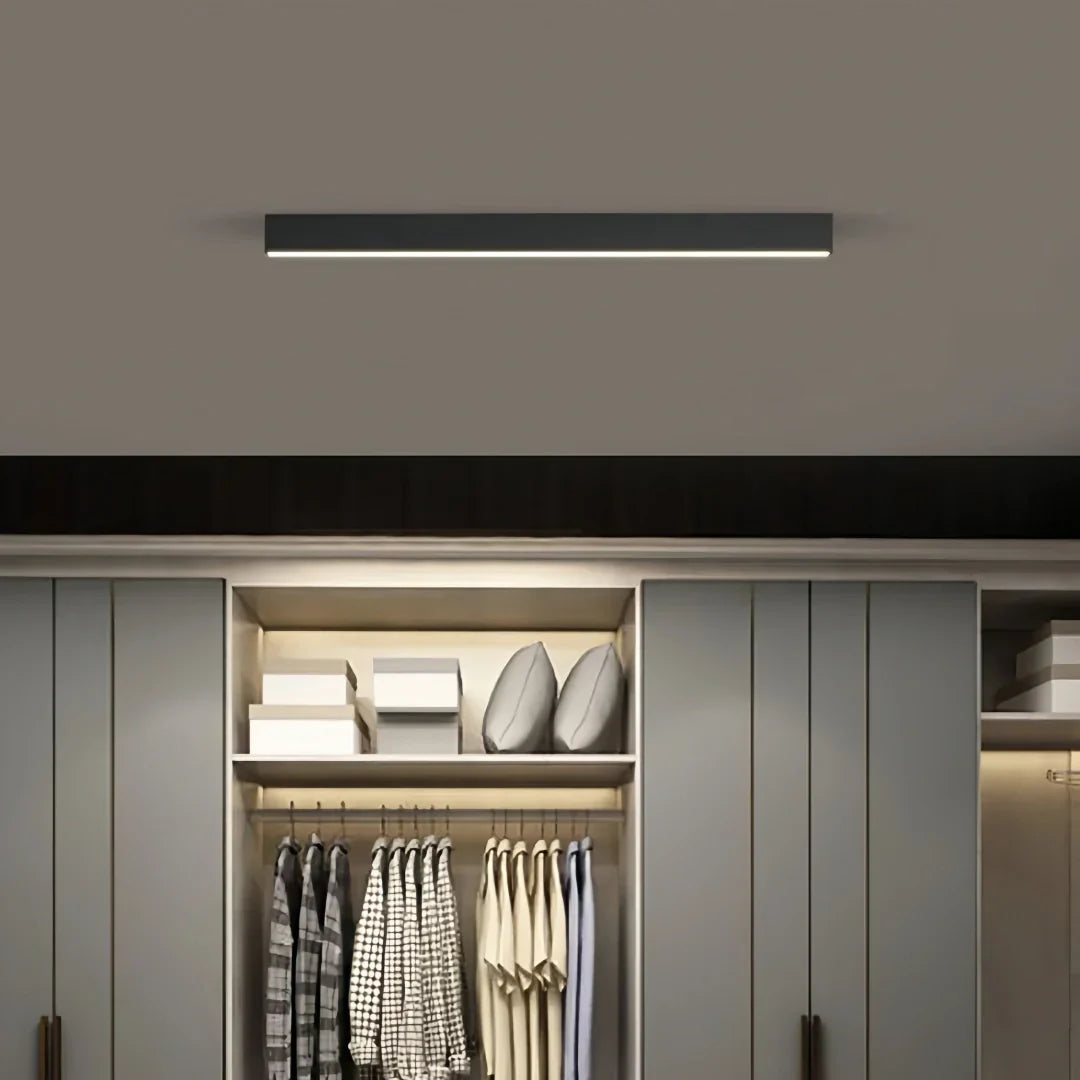 Plafoniera a soffitto lunga LED stile minimal dimmerabile nera per soggiorno