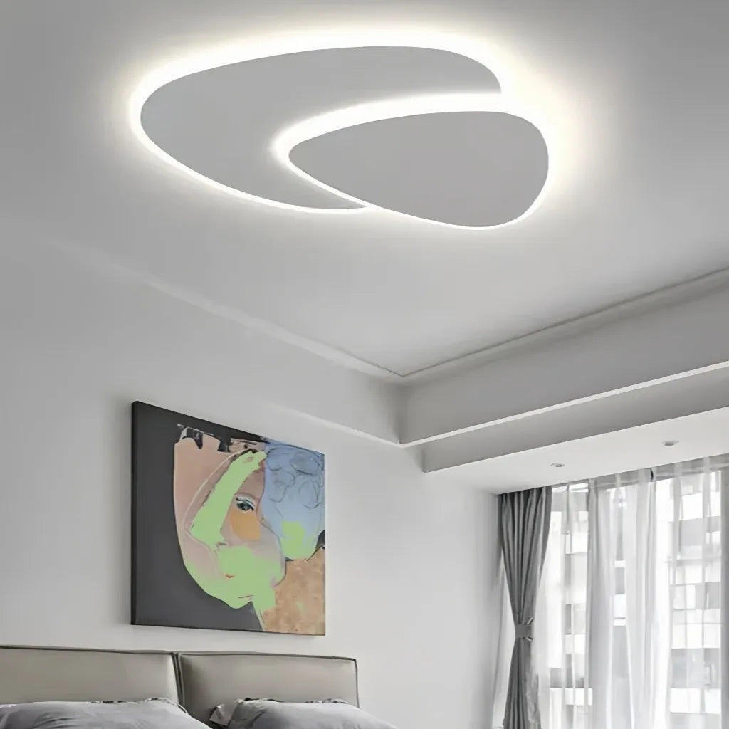 Plafoniera moderna a soffitto LED dimmerabile bianca a due triangoli per camera da letto
