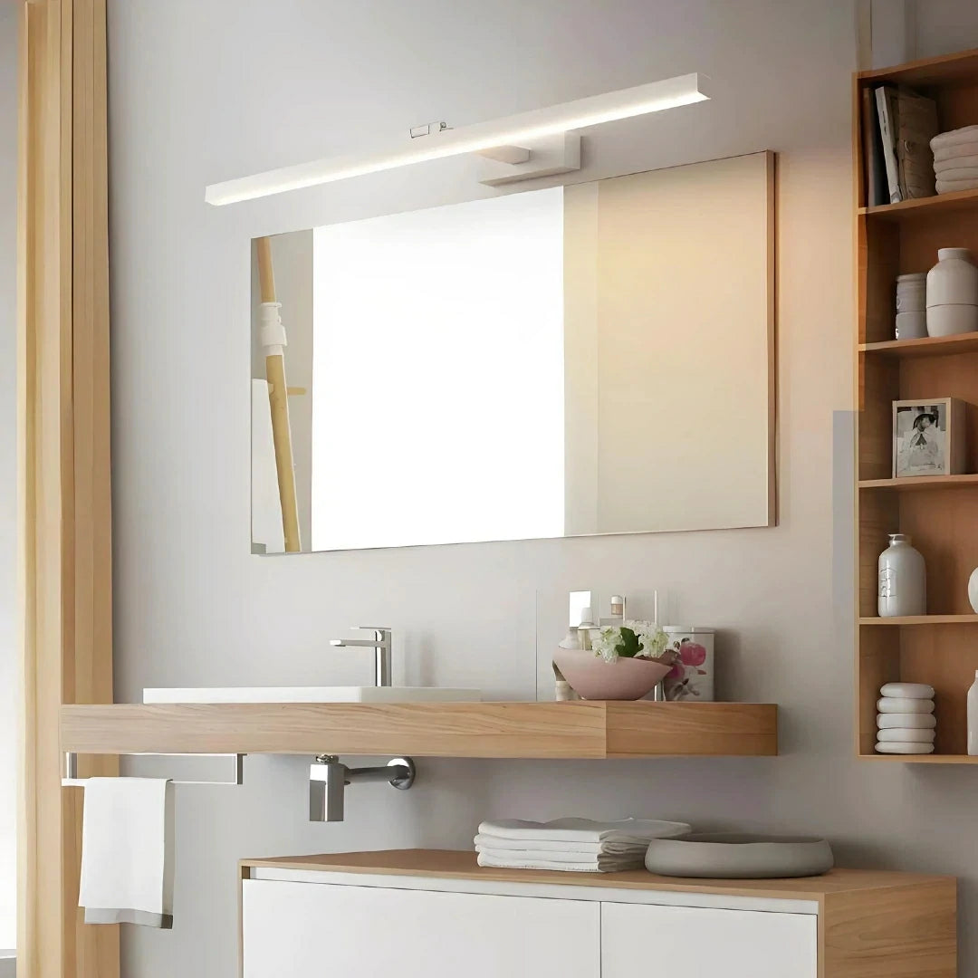 Applique LED per specchio da bagno orientabile e lineare in metallo dal design moderno