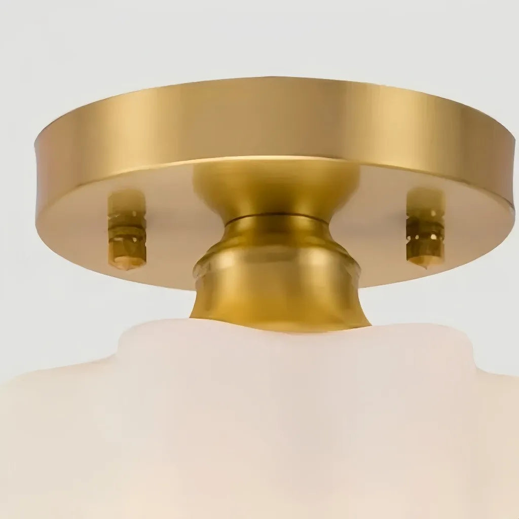 Plafoniera da corridoio stile mid-century dimmerabile in ottone e vetro opale