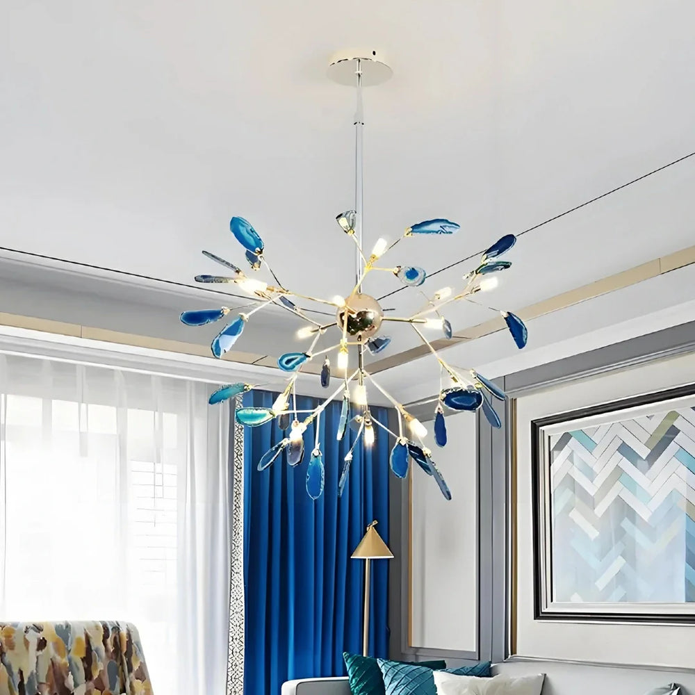 Lampadario sputnik colorato dal design moderno con elementi in agata per soggiorno