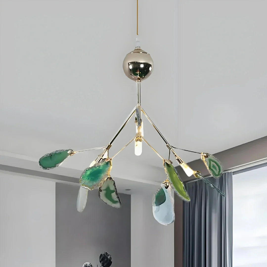 Lampadario sputnik colorato dal design moderno con elementi in agata per soggiorno