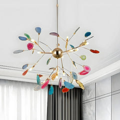 Lampadario sputnik colorato dal design moderno con elementi in agata per soggiorno