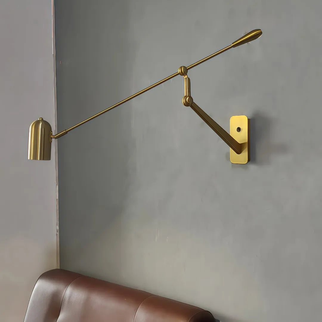 Applique a braccio lungo minimal vintage con braccio articolato orientabile e dimmerabile per soggiorno