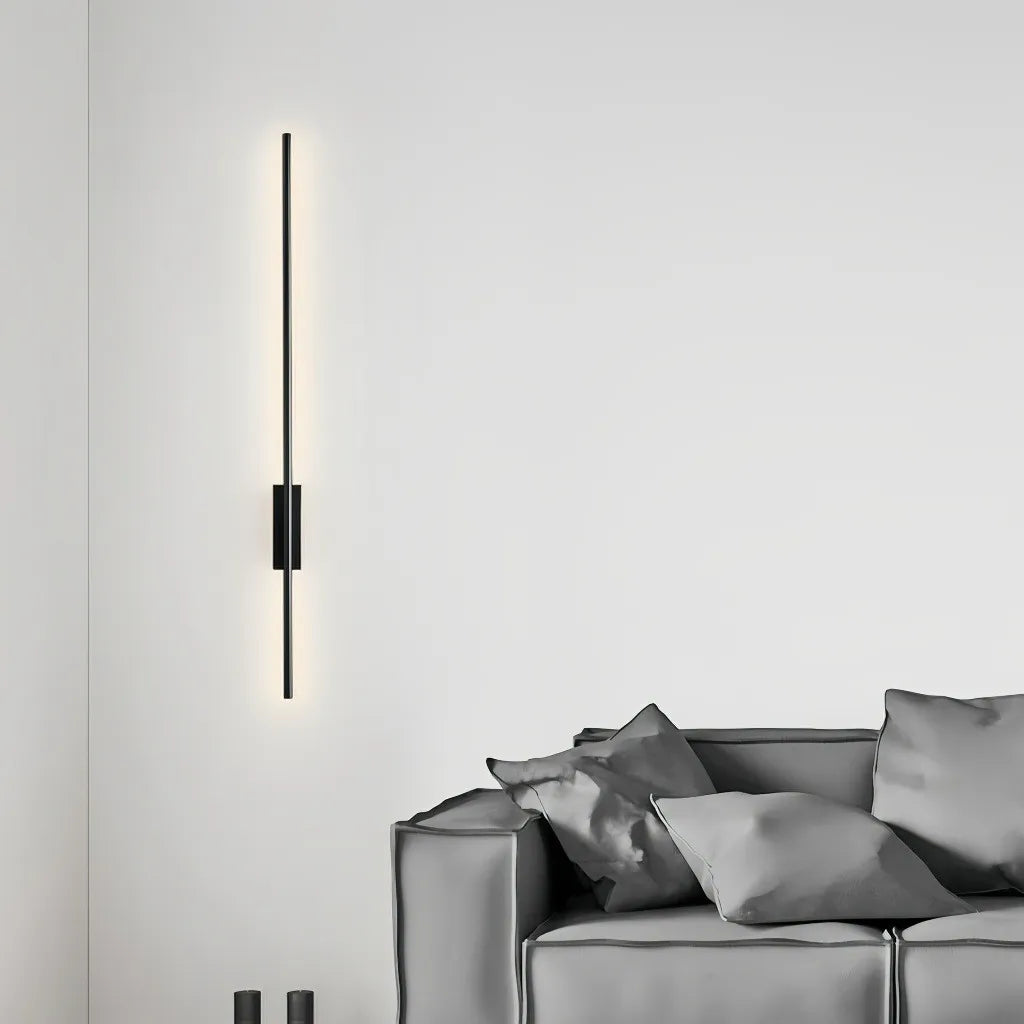 Applique lineare minimalista con LED dimmerabile per soggiorno