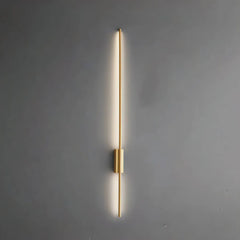 Applique lineare minimalista con LED dimmerabile per soggiorno