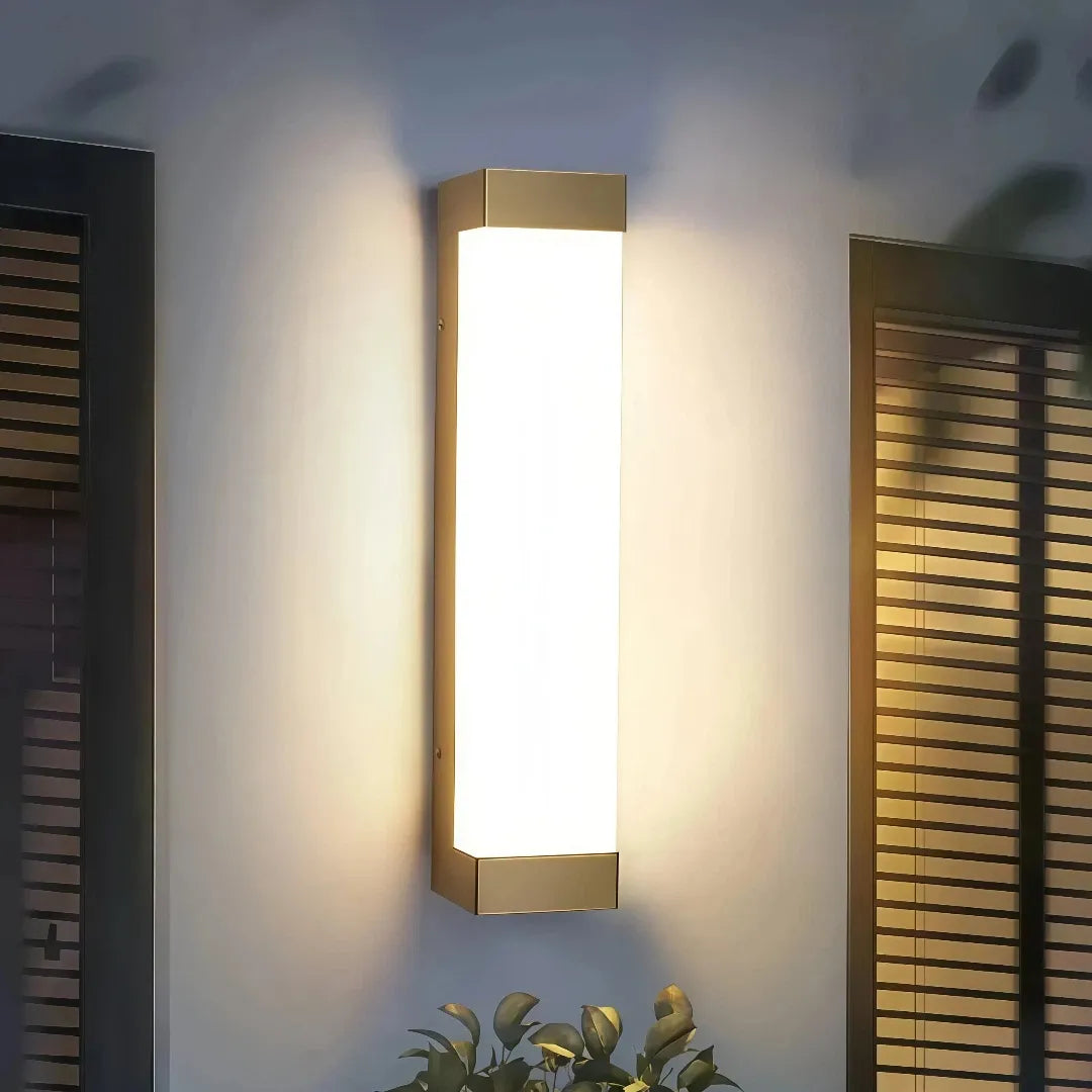 Applique da esterno rettangolare LED dal design minimal per ingresso