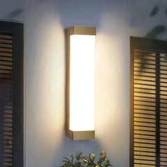 Applique da esterno rettangolare LED dal design minimal per ingresso