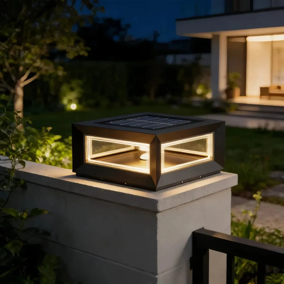 Lampada pilastro LED solare da giardino in metallo nero con struttura rettangolare aperta