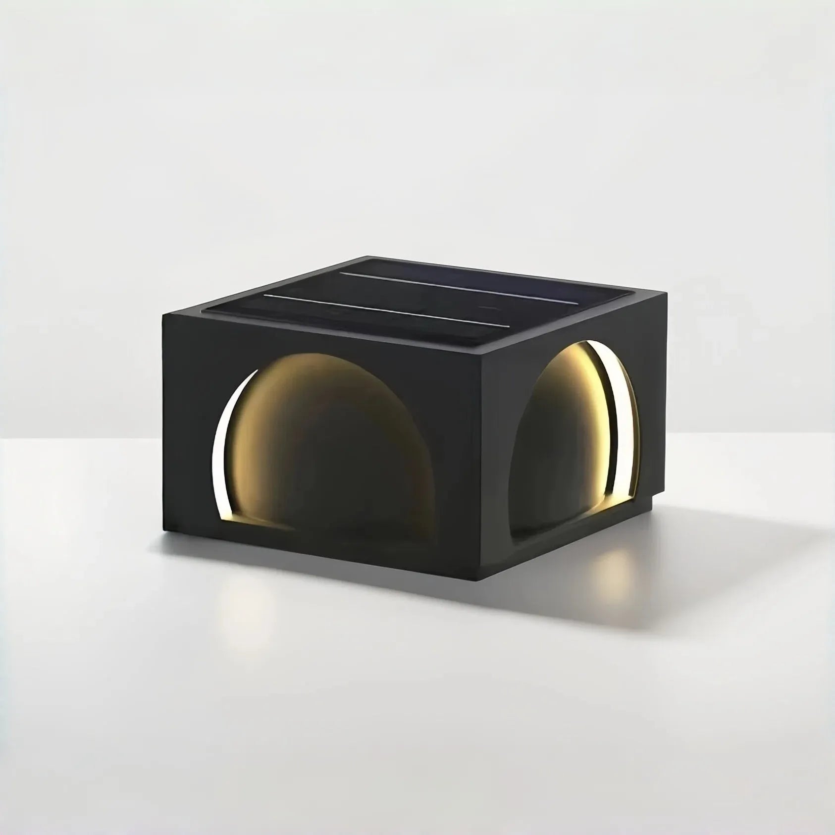Lampada da pilastro solare da giardino nera dal design moderno cubico