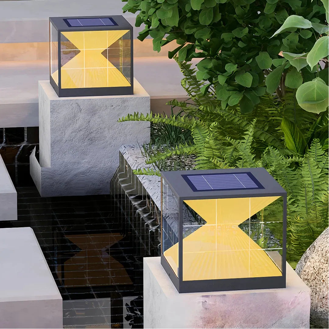 Lampada da pilastro moderna cubica a LED solare con diffusore a forma di clessidra per giardino