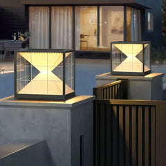 Lampada da pilastro moderna cubica a LED solare con diffusore a forma di clessidra per giardino
