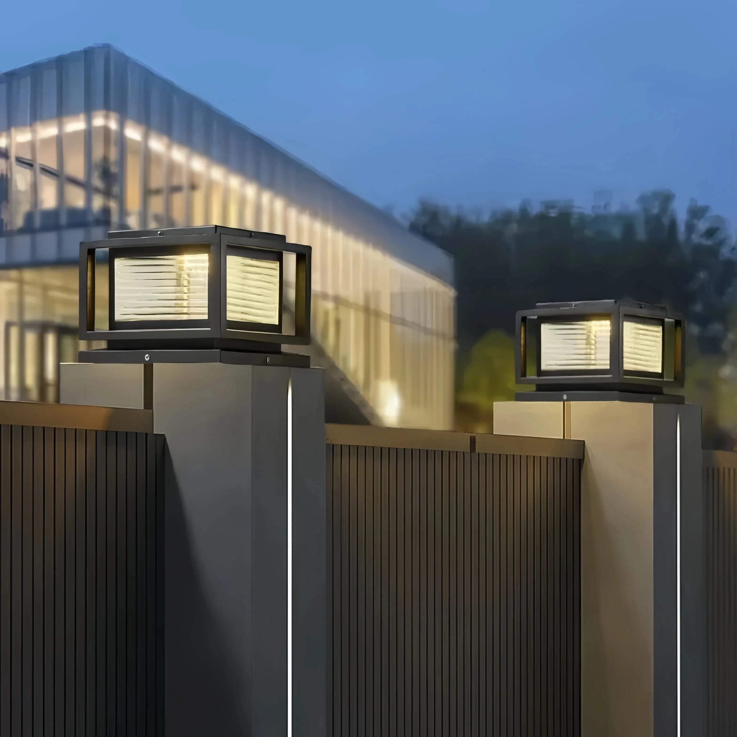 Lampada da esterno per cancello e pilastro solare a LED con vetro rigato nero