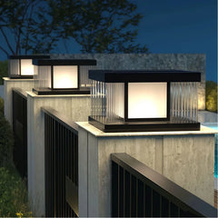 Lampada da pilastro moderna da esterno solare a LED con pannelli scanalati per giardino